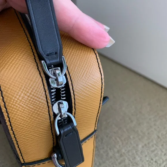 Michael Kors messenger business bag